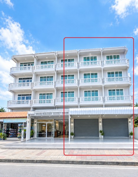 261004jonak ให้เช่า อาคารพาณิชย์ ติดถนนอ่อนนุช สนามบินสุวรรณภูมิ 1.1 กม. ลาดกระบัง โลตัส หลวงแพ่ง 900 ม. ให้เช่าอาคารพาณิชย์ 4 ชั้น 2 คูหา 