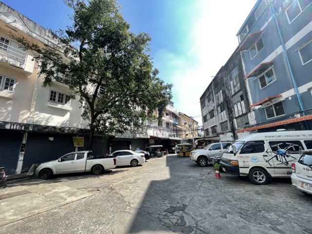 ขายห้องชุด ชั้น1 โครงการเอสอาร์คอมเพล็กซ์ เมืองเชียงใหม่