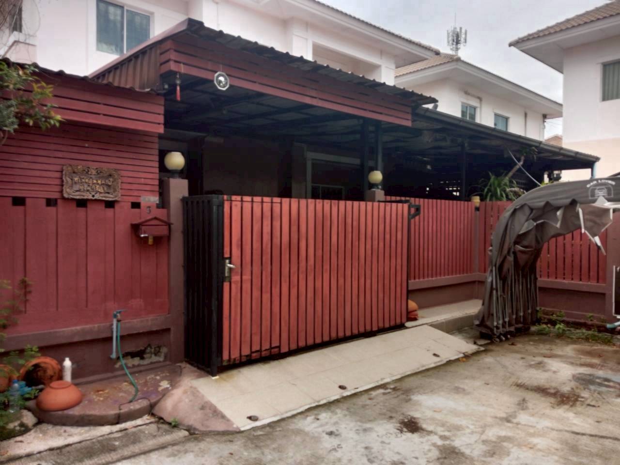 ขายบ้าน หมู่บ้านแลนซีโอ เพชรเกษม 77 – หนองแขม กรุงเทพฯ 