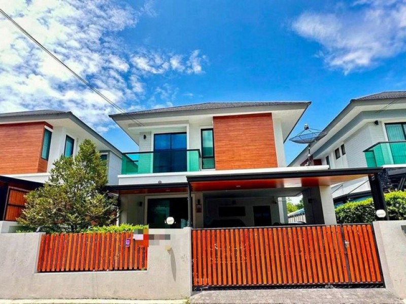 ขาย/ให้เช่าบ้านเดี่ยว ทำเลเมืองศรีราชา มิลาโนทาวน์ ถนนเก้ากิโล แต่งครบ TP-C2487