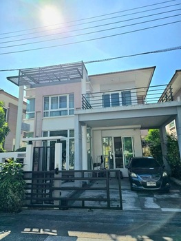 ขายด่วน บ้านเดี่ยว หมู่บ้านThe Gallery House Pattern ซอยลาดพร้าว 1 แยก 31 ใกล้UnionMall   TEL  095-164-2956  MM