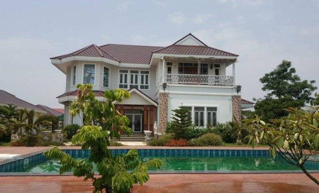 ขายบ้านพร้อมที่ดิน 4-3-64 ไร่ ติดแม่น้ำน้อย ต.บางพลี อ.บางไทร จ.พระนครศรีอยุธยา