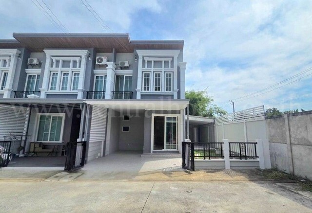 ทาวน์โฮม โกลเด้น ทาวน์ ศิริราช-ราชพฤกษ์ บ้านใหม่ หลังริม MRT ไฟฉาย